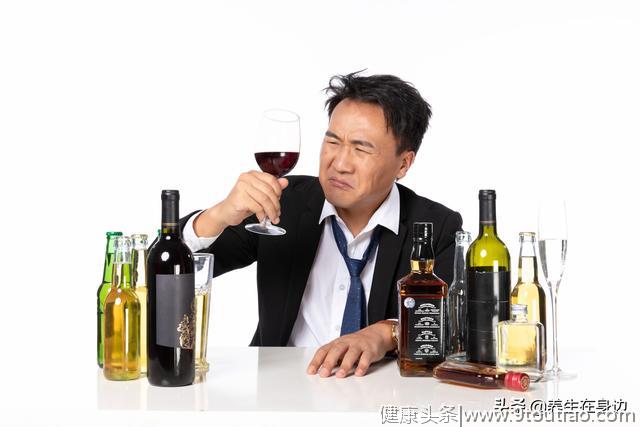 饭局喝酒躲不开，酒后一定要护肝，做好“5注意4补充”