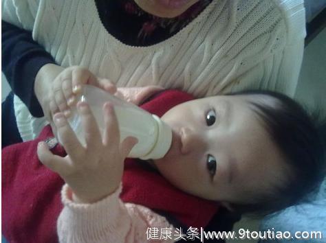 到了这个年龄，宝宝必须戒掉奶瓶！晚了影响牙齿发育，口齿不清