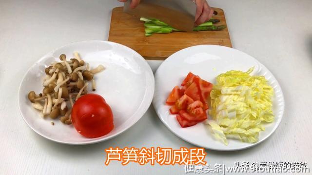 减脂减肥的家常菜：虾滑鲜蔬汤，千万别加一滴油，清淡美味健康