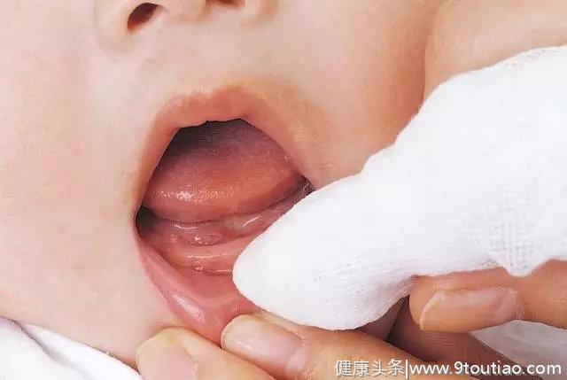 宝宝无牙期口腔四大注意点，近一半中国妈妈都不知道！