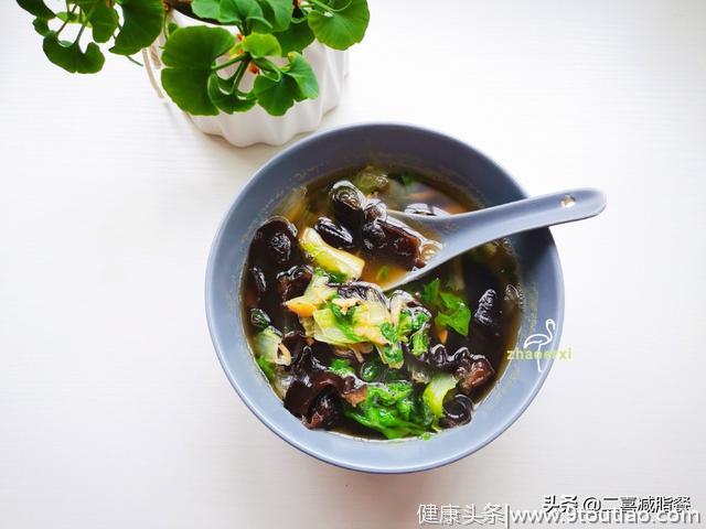 营养师的一天轻断食食谱，全天热量500kcal，适合平台期和大基数