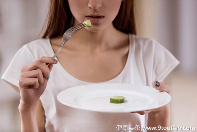 “过午不食”减肥又养生？男子坚持了5年，得到这样的结局