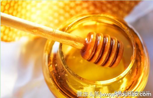 蜂蜜可以治鼻炎？睡前常做1件事，简单不花钱，鼻炎消失了