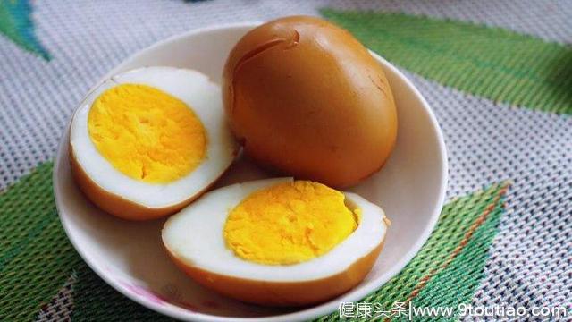 女性长期吃艾叶煮鸡蛋，能预防胃癌吗？究竟有哪些好处？全告诉你