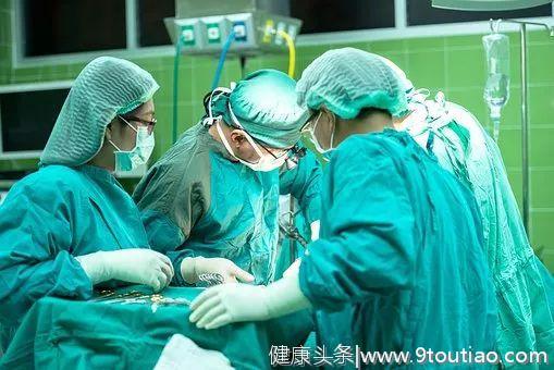 奇迹！女子患宫颈癌放弃治疗，这位妇科男医生帮她重获新生！