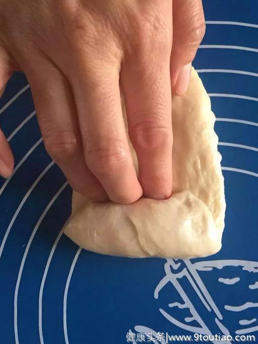 面包很难做？三种做法一次给你，教你秒变烘焙高手简单易做！