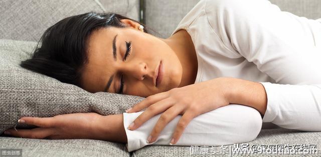 睡觉有这4种表现，祝贺你：肝病正在慢慢“痊愈”