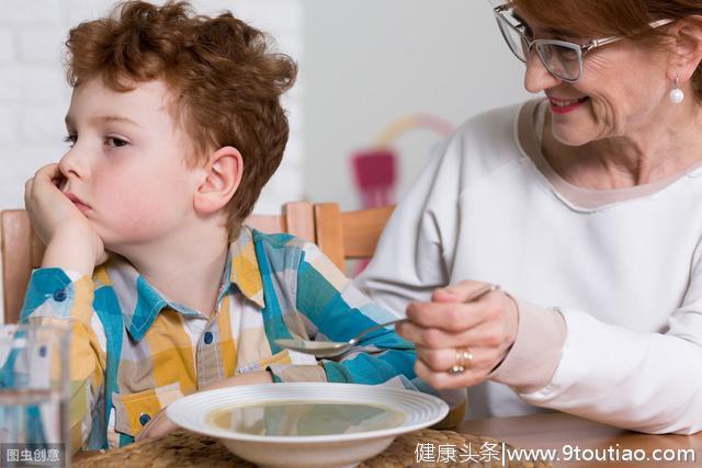 孩子厌食、挑食，推拿这几个穴位，孩子吃饭变香了！