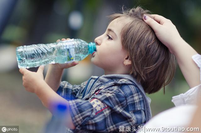 90后夫妻同时患肠癌，医生提示：这种食物吃太多，癌症不找你才怪