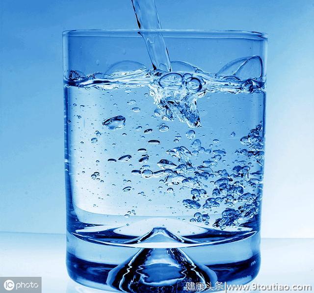 心理学：你觉的哪杯水最甘甜，测出你近期有什么事要发生