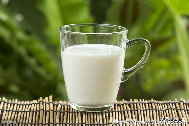肺癌牛奶能喝吗？中医称为发物，吃了会加重，确实有两类人不能喝