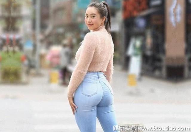 中国姑娘迷上健身1.57米练出卡戴珊的身材, 外形酷似欧美大妞