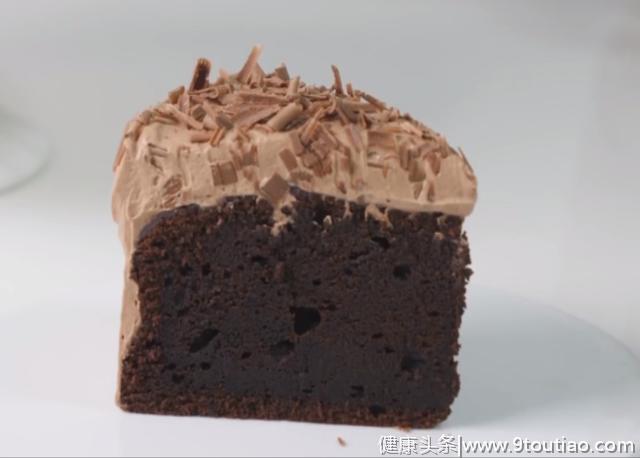 「烘焙教程」巧克力蛋糕食谱，酥酥脆脆醇香诱你心