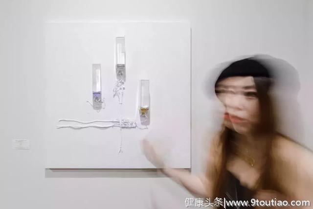视觉艺术家孙小画与她的作品《快乐的子宫》