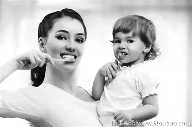 影响牙齿健康的6个坏习惯，你中招没？