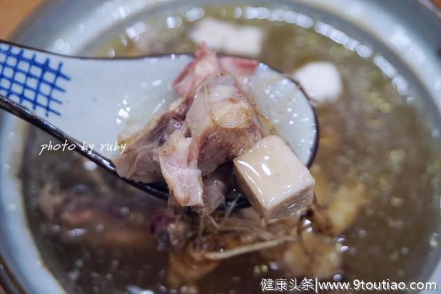 真材实料对症食疗的养生汤，食膳坤元堂