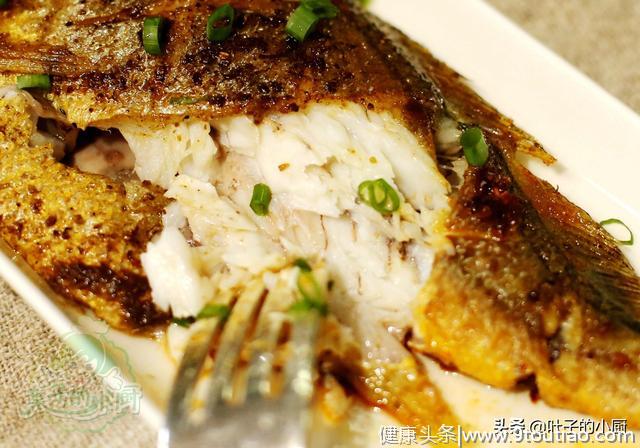 儿童长高食谱：这种鱼5月吃正好，煎鱼不破皮，一个妙招超管用！