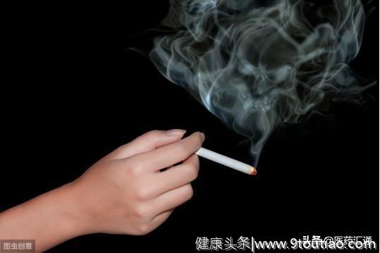 男性烟瘾再大，睡觉前若有4种“反常”，请立刻戒烟，肺病在靠近