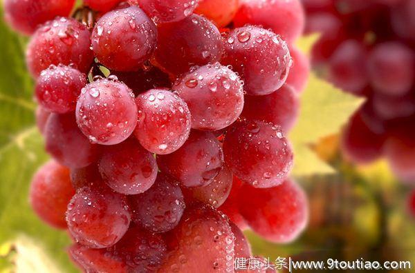 黑提、红提、青提，吃哪种葡萄最养生？不管好坏，1种葡萄要少吃