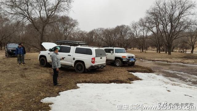 多伦古墓线穿越，各种救援挖沙子挖得腰疼……