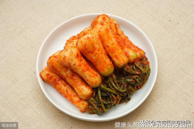 患了高血压后，请自觉管住嘴：这8种食物最好不要碰