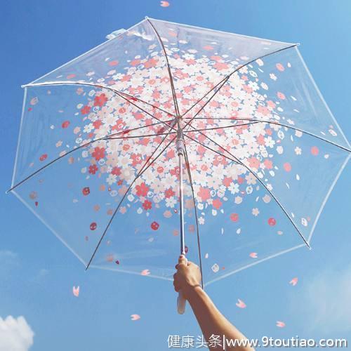 心理测试：假如突然下雨，你会买哪把雨伞？测谁愿意为你遮风挡雨