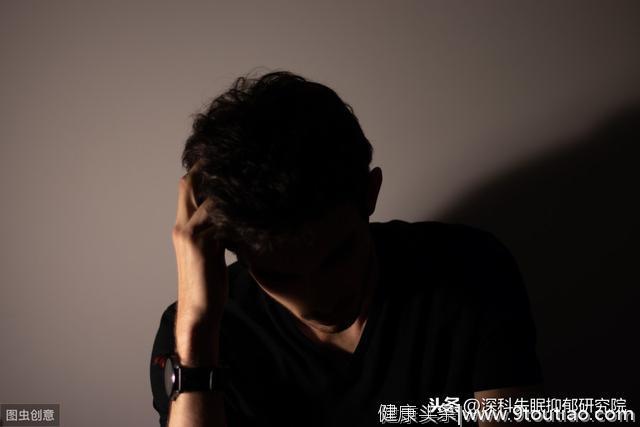 抑郁症患者的心里都承受着什么？——活着比死累