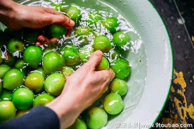 营养家：每天当零食吃几颗，一段时间后，防癌抗菌，助你益寿延年