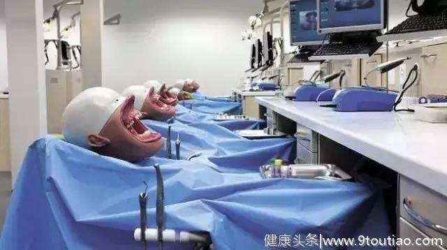 牙医不是每个人都能当的，因为他们必须要经过无数次的恐怖训练
