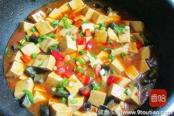 烧豆腐有窍门，嫩滑多汁超下饭，零难度又好吃的家常菜可别错过