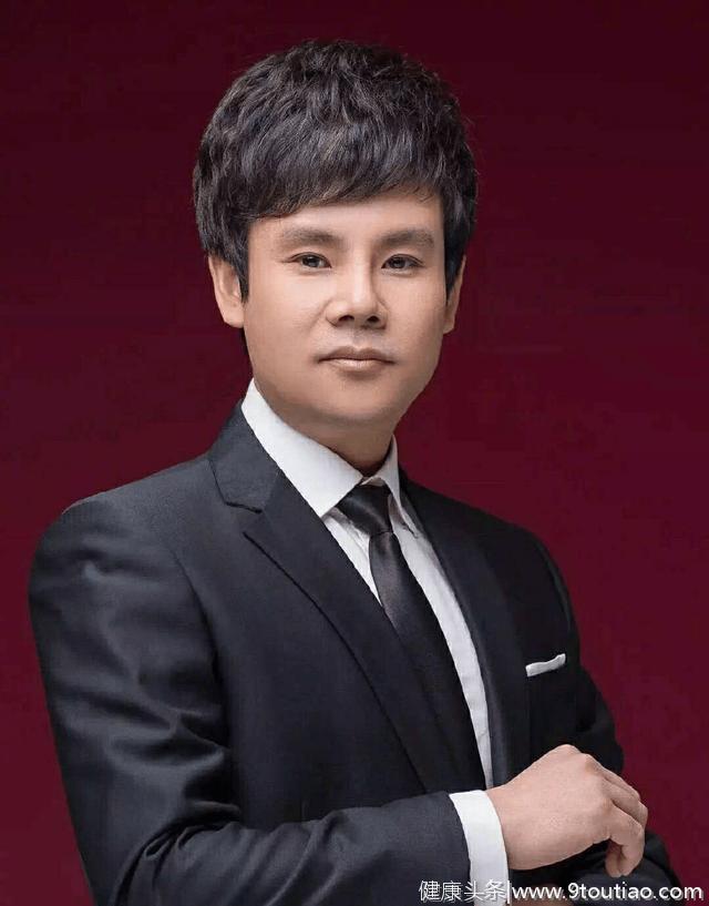44岁男高音歌唱家杨阳去世，抑郁症或是造成他离世的原因