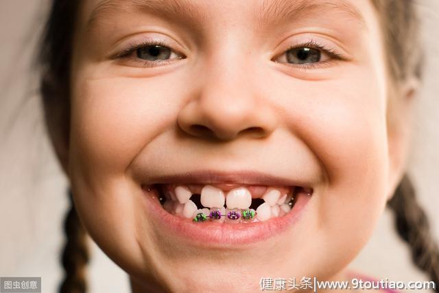 孩子牙齿不齐，几岁矫正最科学？妈妈们都要知道