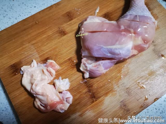 荷叶鸡清香扑鼻，比水煮鸡胸肉好吃，3道荷叶鸡的减肥食谱
