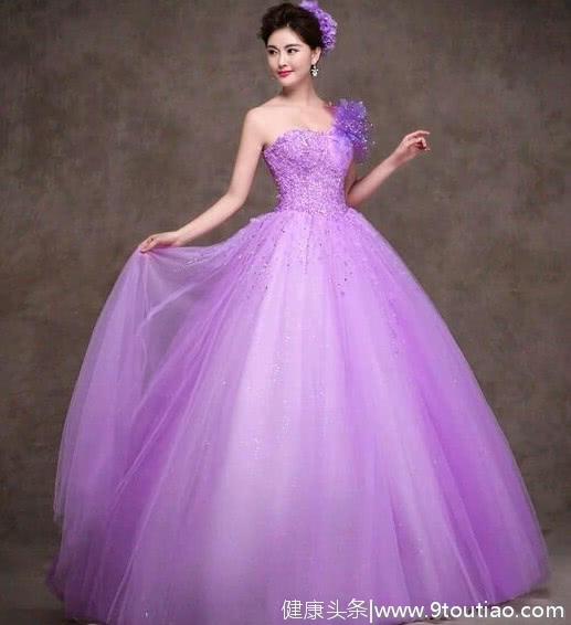 心理测试：你最心仪哪件紫色晚礼服，测2019年会不会有人向你表白