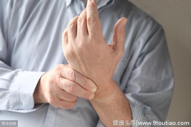 肺癌多是"拖"出来的，医生警示：手指若出现3种异常，尽早检查