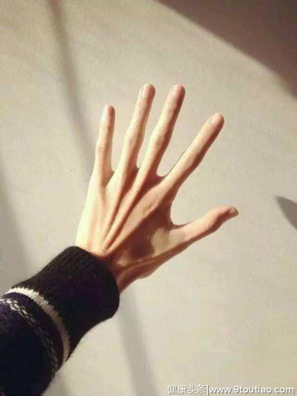 心理测试：你觉得那一只手最漂亮，测你的第六感有多强