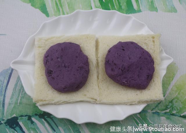 早餐不知道吃什么，别担心，只需5步，教你做美味的紫薯面包酥