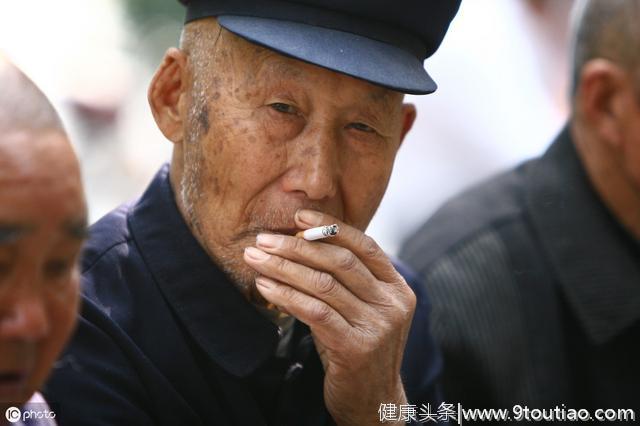 饿死癌细胞，真的不靠谱！肺癌患者要想活得久，这种方法可以试试