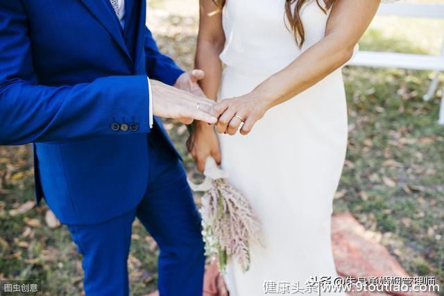 心理学家花10年揭露婚姻太累真相，做好3个方面就能轻松愉快幸福