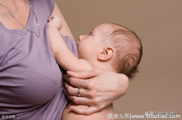 孩子总摸妈妈乳房怎么办？超过这个年龄必须干预，家长别不当回事