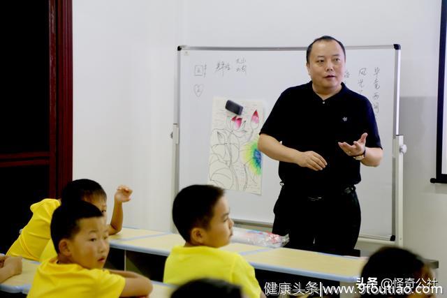 湖北宜都：为留守少年上心理健康课，指导学生用10个标准疏导压力