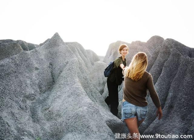 心理学家：“姑娘，拒绝别人要趁早。”