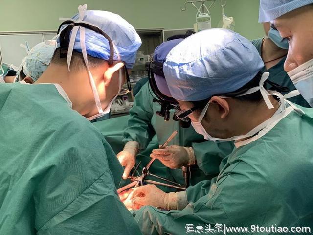 31岁男10年乙肝暴发肝衰竭，在中山大学孙逸仙纪念医院行肝移植重获新生