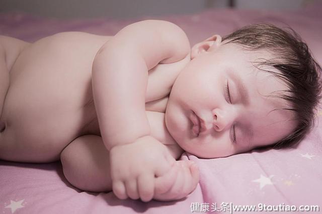哺乳期涨奶疼到“怀疑人生”，新妈妈试试这5个方法，缓解乳房胀痛