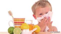 提醒 | 儿童普通感冒用抗充血剂及抗组胺药，会增加嗜睡、胃肠不适、抽搐等风险