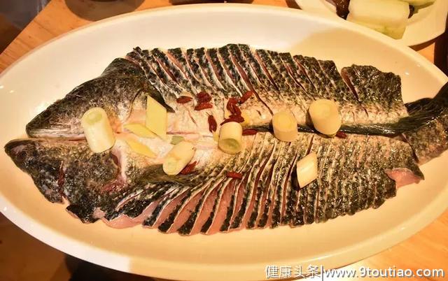 “蒸”的不一样！撩胃又养生的石锅鱼来宁德了，食客一吃难忘