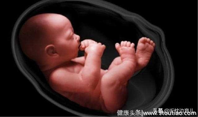 怀孕32周胎动多，是否正常？孕妈莫慌，胎宝在收拾出宫呢