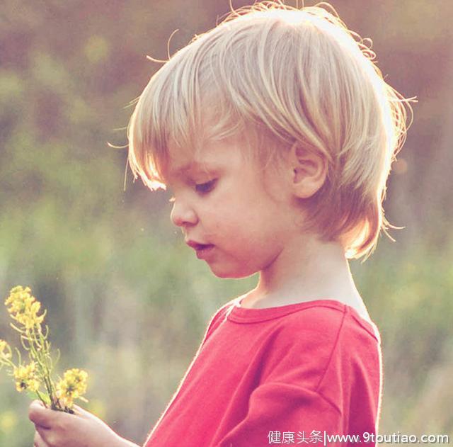 4岁的孩子就遭受白血病的折磨，甲醛应该这样除，家长们快学习