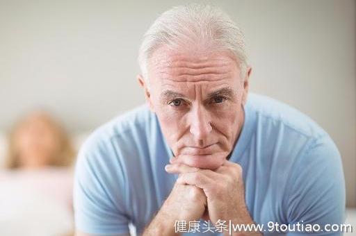 抑郁症的危害仅次于癌症，老人有6大表现，可能抑郁了，别忽视