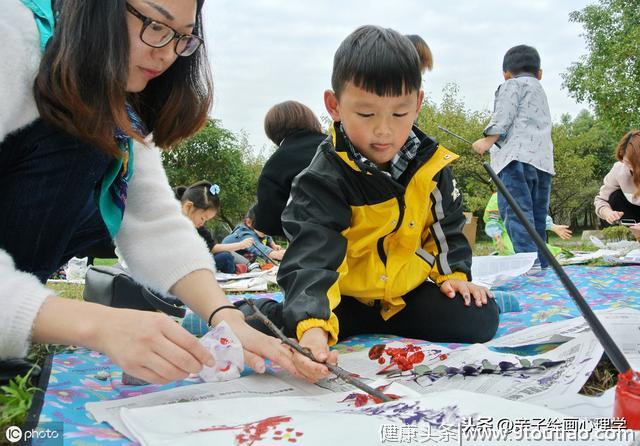 亲子绘画还有心理疗愈的作用，现在知道还不算晚，涨知识了